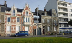 Refurbished houses at boulevard Wilson